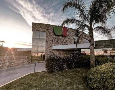 Los Jardines Del Edén