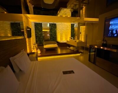 Motel Luna Blu Concept