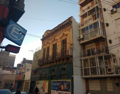 Hotel de la cite parking