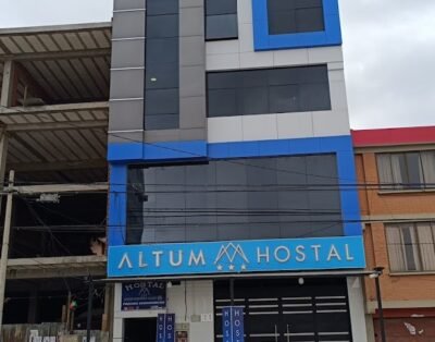 Altum Hostal