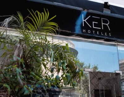 Ker Urquiza Hotel