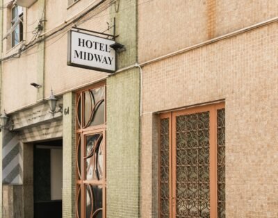 Midway Hotel