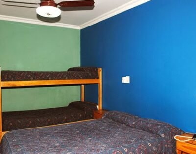 Hotel Odeon _hotel por día (mensual solo estudiantes universitarios)