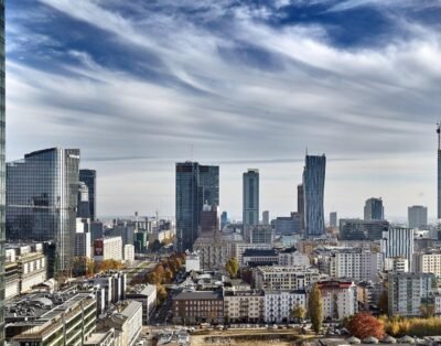 Holiday Inn Express Warsaw – the HUB