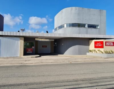 Drive-In Box Executive