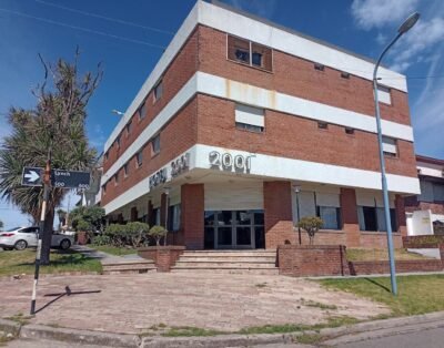 HOTEL 2001 – S.T.M.L.M.