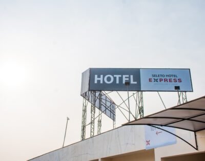 Seleto Hotel Express