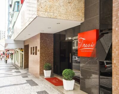 Trevi Hotel & Business