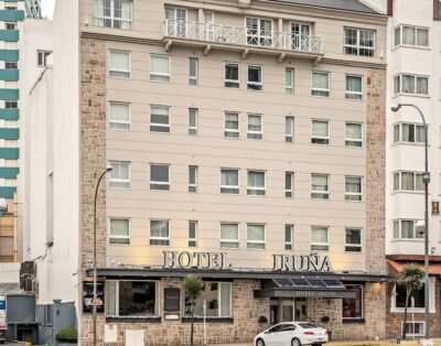 Hotel Iruña