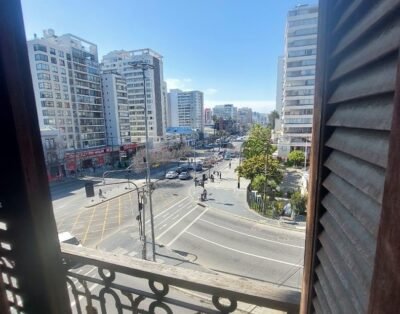 the point residencial hostal