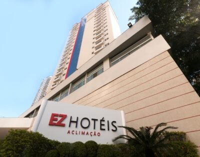 EZ ACLIMAÇÃO HOTEL