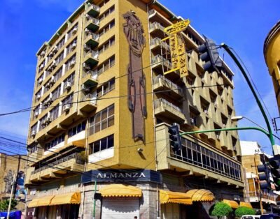 Cesar’s Plaza Hotel