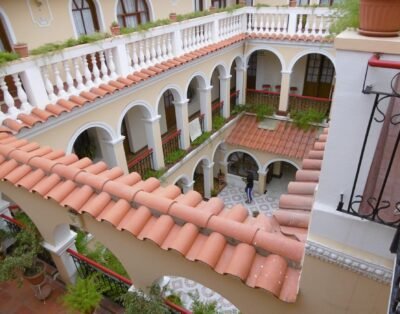 “Hostal San Francisco” ***