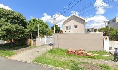 Sobrado 4 das Américas. Confortável e com garagem