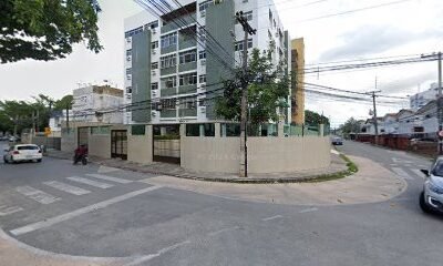 SUITE COM BANHEIRO PRIVATIVO